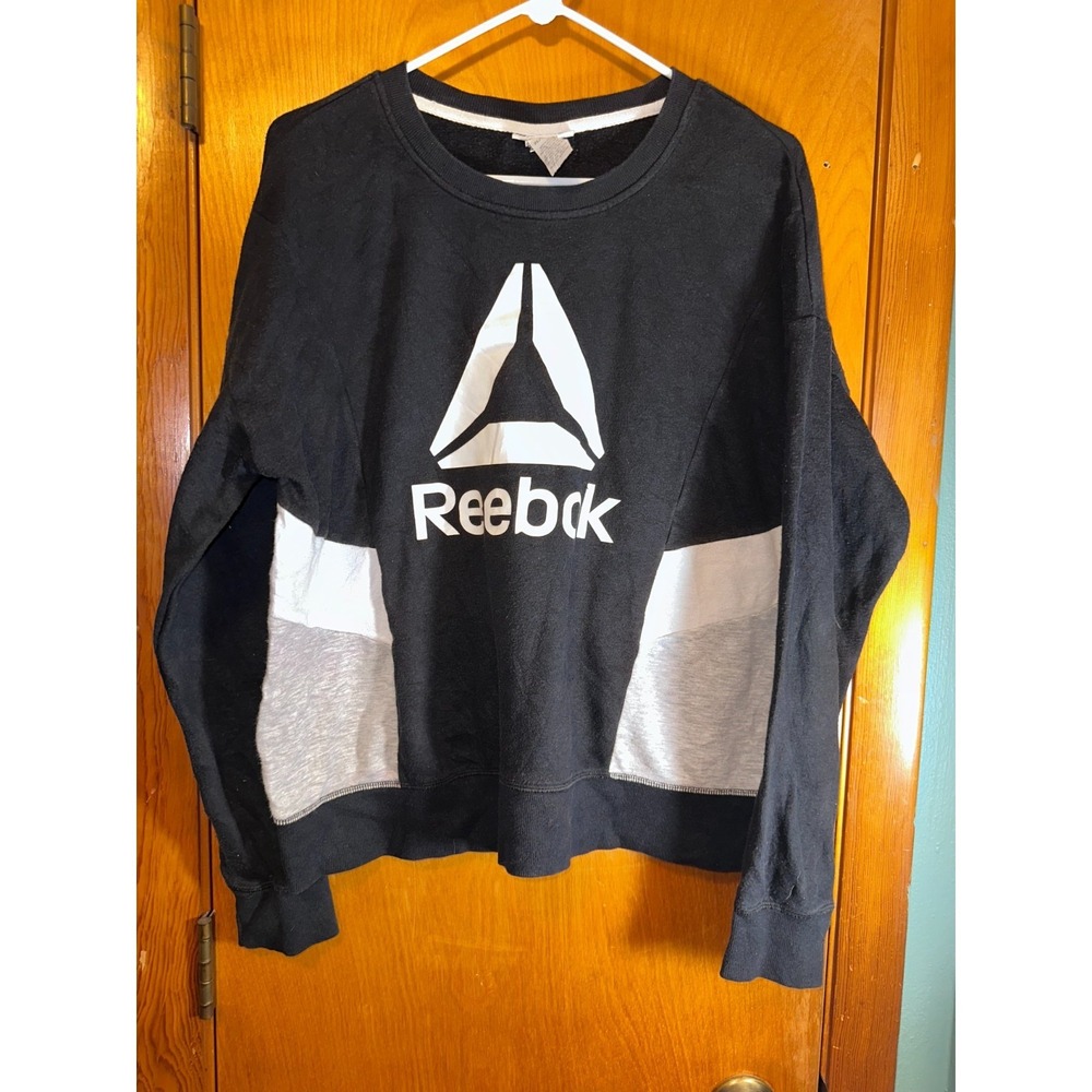 Reebok Womens Black White Vintage Crewneck Sweatshirt XL Long Sleeved Sweater